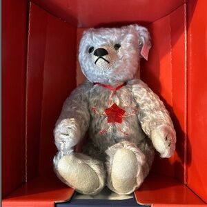 Steiff  Poinsetta The Swarovski Teddy Bear with Red Star Crystal EAN 681103